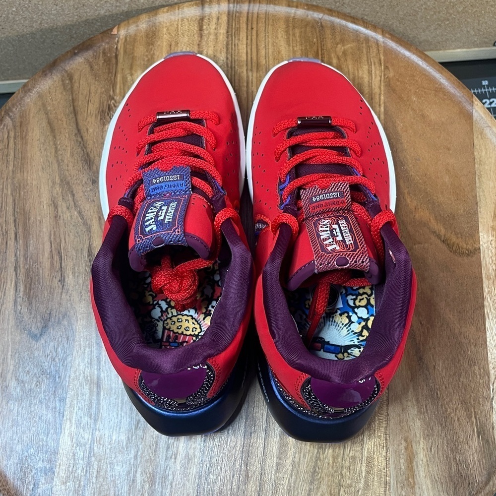 Nike
Lebron james 21
‘Theatre’
Brand new - Picture 4 of 12